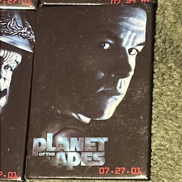 Planet of the Apes (2001) promo buttons - Set of 6 - Great Shape! - Picture 7 of 10